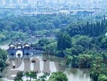 国产麻豆放荡av剧情演绎-坚守道德底线，国产麻豆成人影视的规范与警示